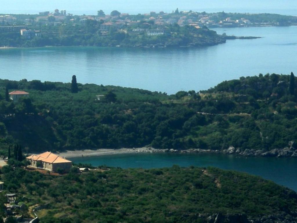 Apartamento Katikies Manis Kardamyli Exterior foto