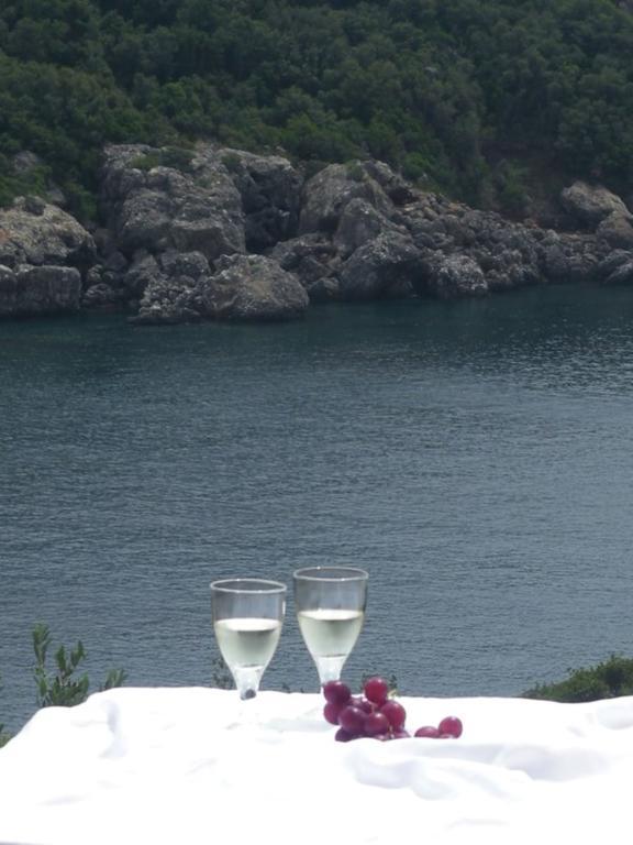 Apartamento Katikies Manis Kardamyli Exterior foto